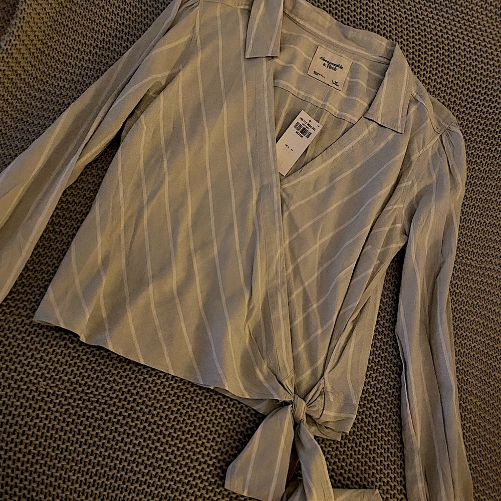 Abercrombie & Fitch, Women’s Long Sleeve Blouse